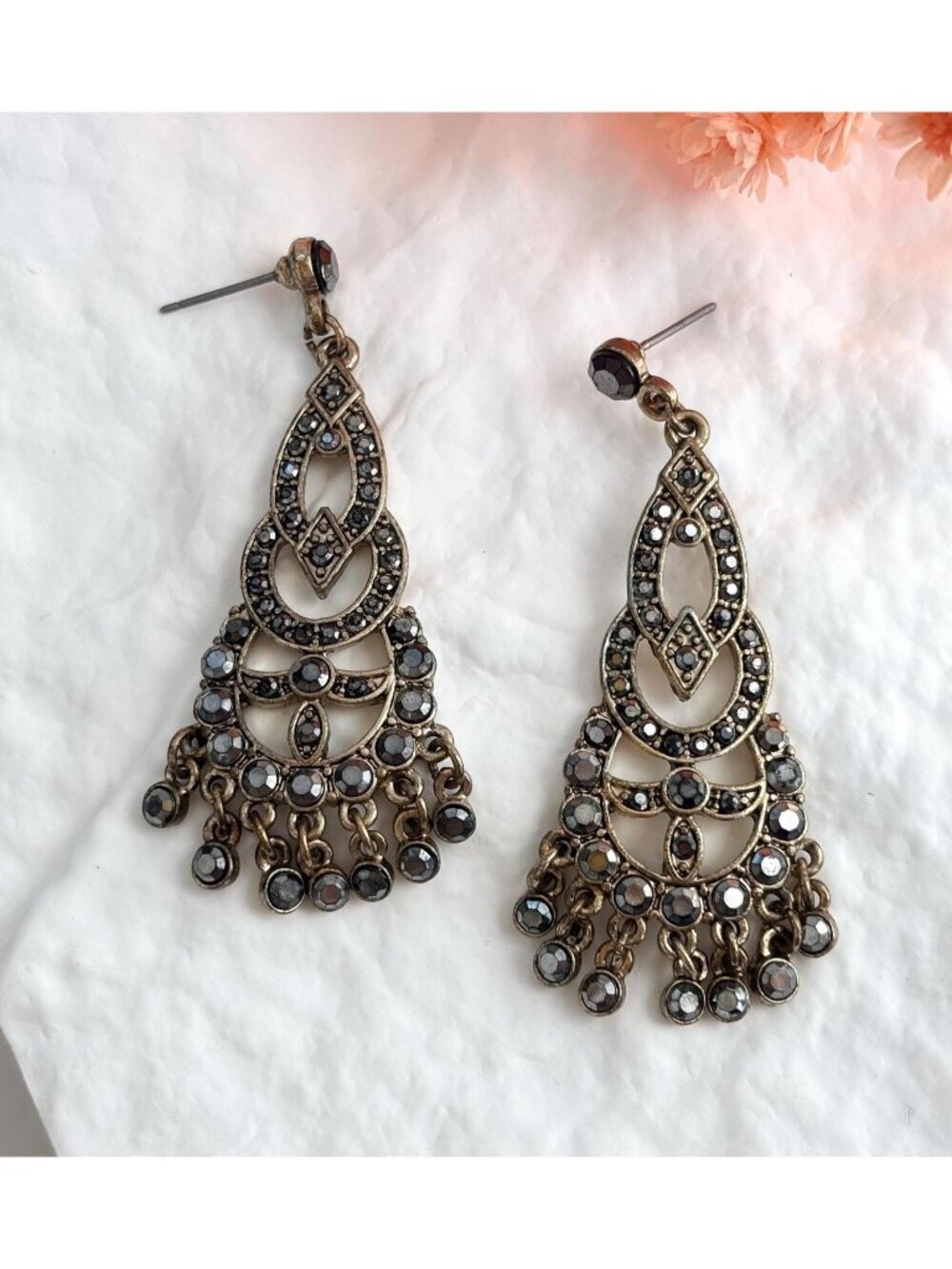 Chandelier Faux Hematite Gold Toned Vintage Tiered Dangle Earrings